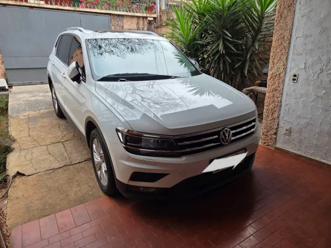 Volkswagen Tiguan Allspac Comf 250 TSI 1.4 Flex 2018