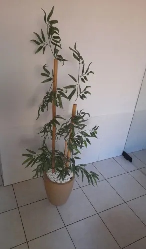 Planta Artificial Bambu com vaso - Decoração Semi Novo