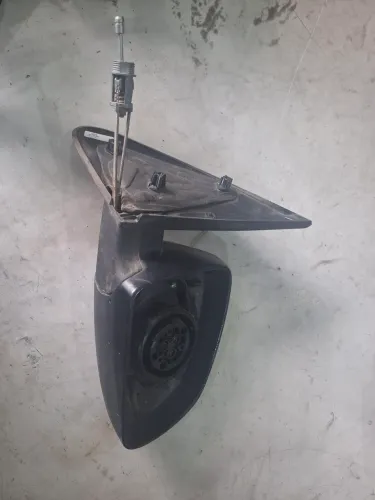 Retrovisor Chevrolet  Celta GM direita manaul 2006 2015