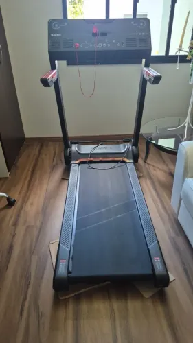 Esteira Elétrica XGENIS Fitness com Painel Digital, Inclinação e Player USB/AUX