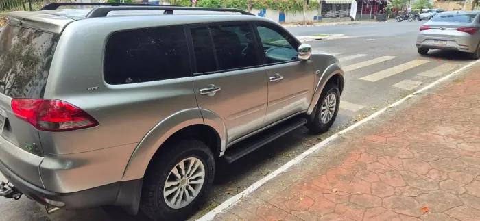 Mitsubishi Pajero Dakar HPE 3.2 4X4 T.I Dies 5P AUT 2015