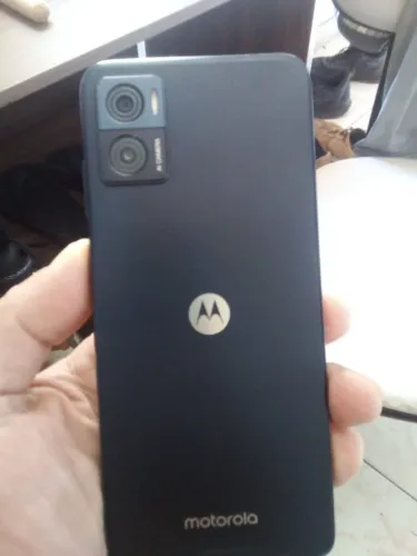 VENDO MOTO E22 SEMI NOVO TOTO ORIGINAL
