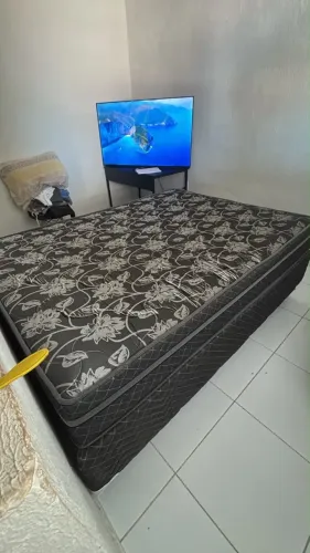 Cama box casal