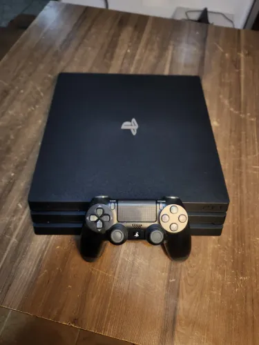 PS4 PRO 1TB DESBLOQUEADO 