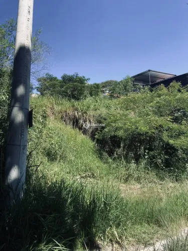 Lote em Aclive com 308m² no Roma