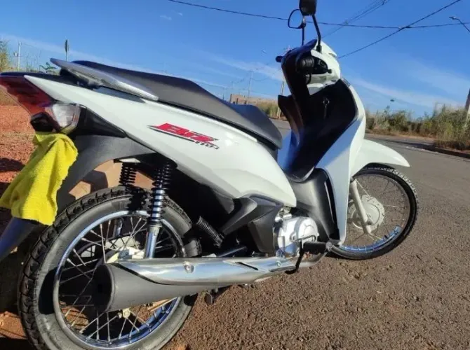 Moto Biz 110i