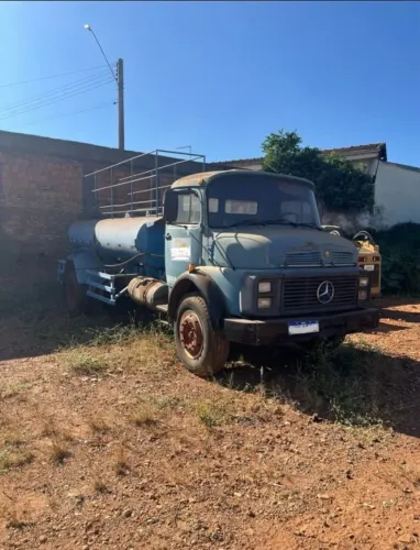 Caminhão pipa 1984 M.BENZ m.benz/l 1513