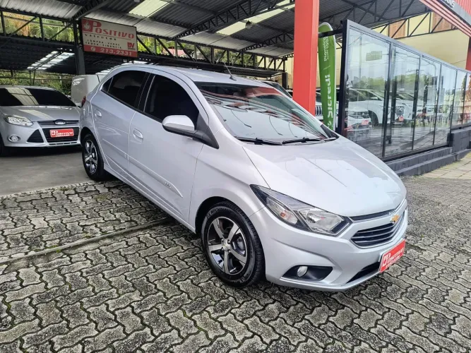 Chevrolet Onix Hatch LTZ 1.4 8V Flex Power Mec. 4P 2019