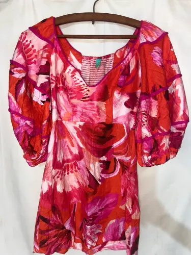 Vestido Farm Curto Mangas Bufantes