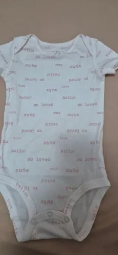 Body Carter's 12M pouco uso