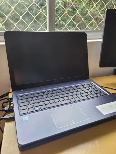 Notebook Asus VivoBook SSD 120gb 15 pol Windows 11