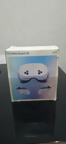 Meta Quest 3s muito novo apenas 6 meses de comprado e muito pouco usado