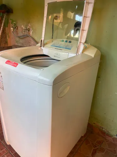 Máquina de lavar 10k eletrolux com defeito