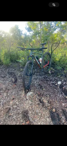 Oggi 7.3 bike muito nova suspensão manitou manchete