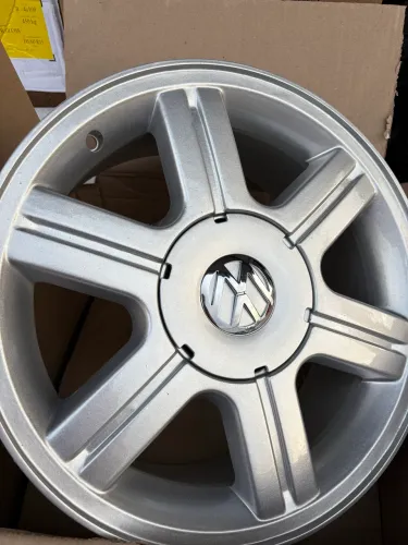 Jogo de rodas r15 4x100 novas