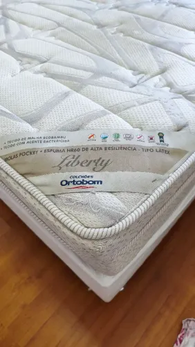 Cama Box (bipartida) + Colchão Queen Ortobom Liberty (usado)