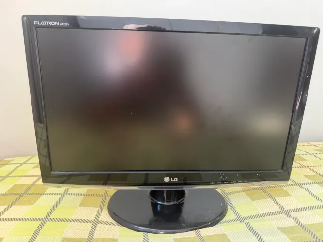 Monitor LG Flatron W2253V