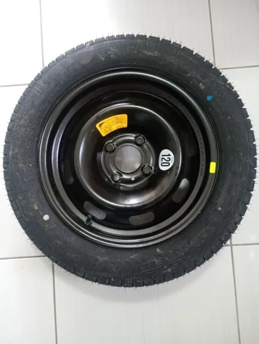Pneu Pirelli aro 15 e roda 185/60 R 15 88 H.