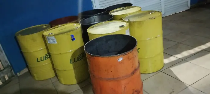Tambor de ferro 200 litros