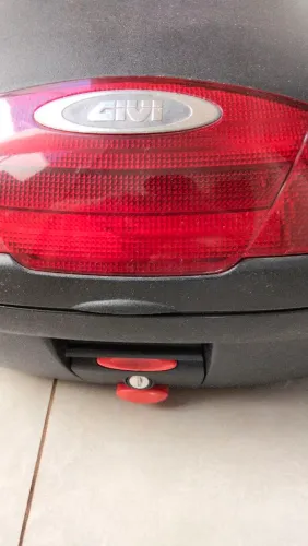 Baú Givi Monolock Simply E450n Lente Vermelha 45 Litros Preto