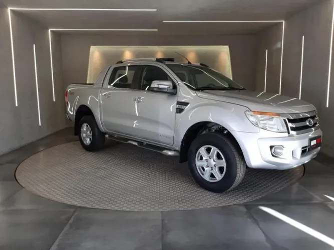 Ford Ranger Limited 3.2 20V 4X4 CD Aut. Dies. 2013