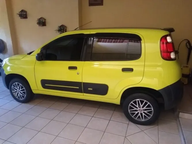 Fiat Uno Vivace/rua 1.0 EVO Fire Flex 8V 5P 2012