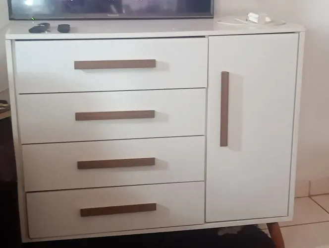 Comoda e guarda roupa