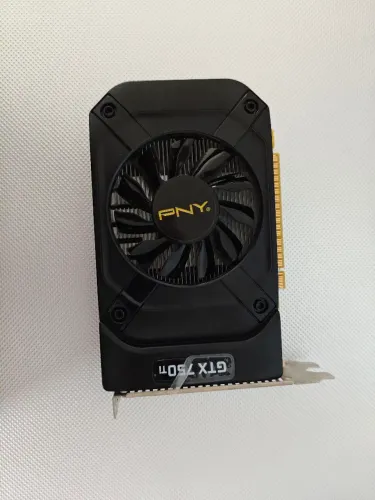 Placa de video GTX 750ti 2gb