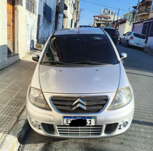 Citroen C3 GLX 1.4/ GLX Sonora 1.4 Flex 8V 5P 2012