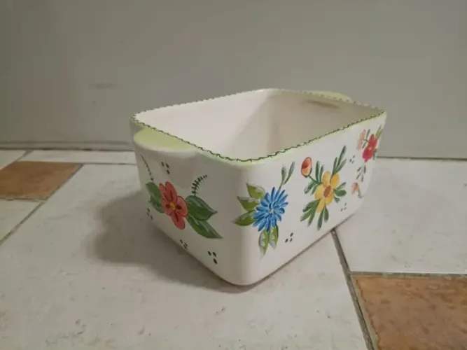 Suporte para pote de sorvete em cerâmica