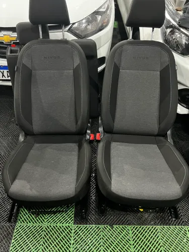 Vendo ou troco por pneu 205x55x17