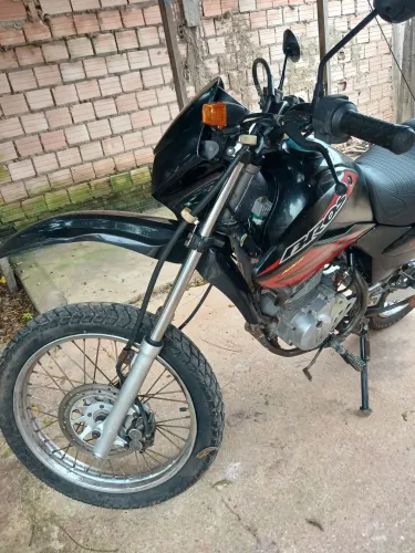 Vendo bros 2008 carburada 