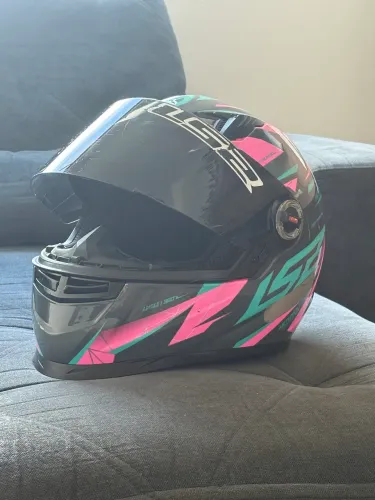 Vendo capacete ls2