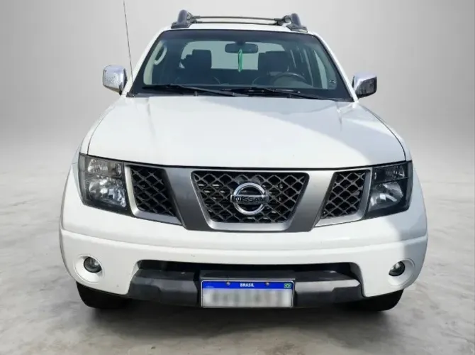 Nissan Frontier LE CD 4X4 2.5 TB Diesel Aut. 2013