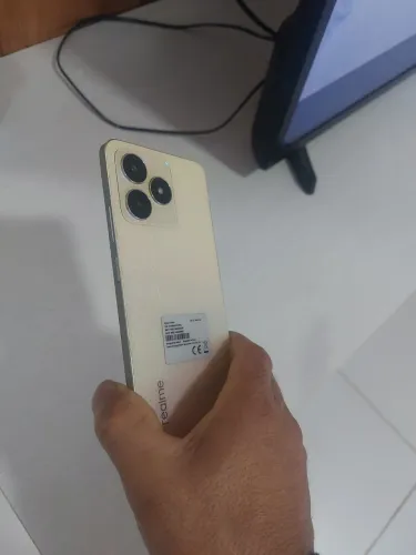 Vendo celular realme c53