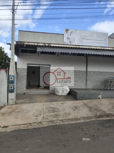 Salão em Vila Camatari - Elias Fausto, SP