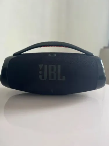JBL bombox 3