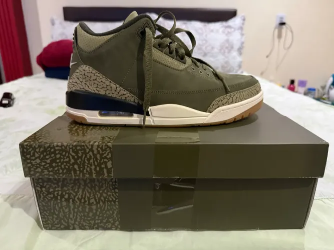 Air Jordan 3 Retro