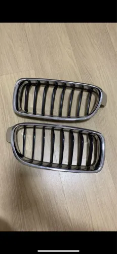 GRADE DIANTEIRA BMW 320i original