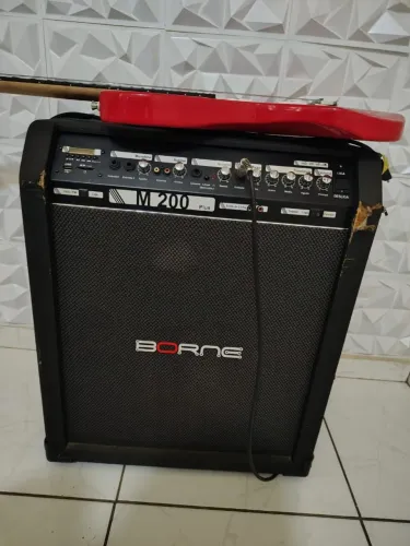 Vendo Equipamento De música , Guitarra Profissional Com Caixa de som 