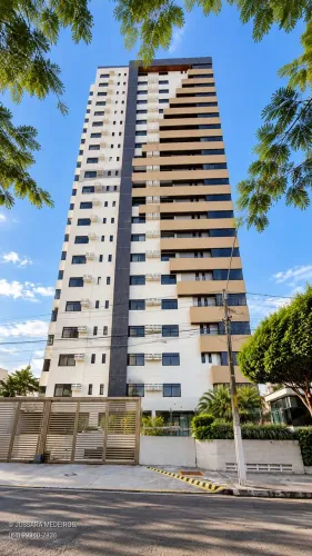 Apartamento, 5 quartos, 4 suítes, 500 m², 4 vagas no Petrópolis em Natal