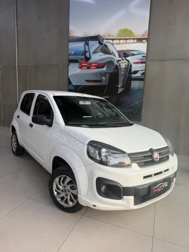 Fiat Uno Attractive 1.0 Flex 6V 5P 2021