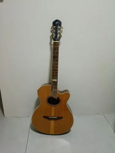 Violão tagima vegas