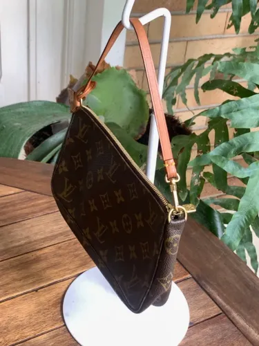 Bolsa Clássica LV Verdadeira