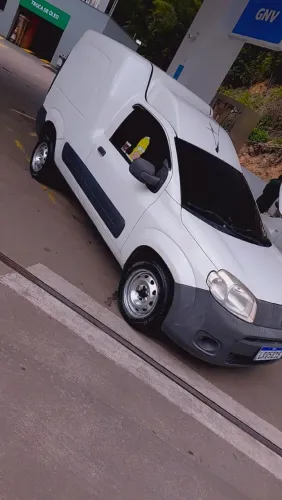 Faço fretes para toda região so chama 