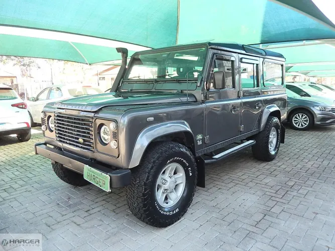 Land Rover Defender 110 TDI SW Diesel 2002