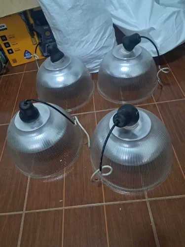 Luminairia pendente comercial 35x25, acrilico pra lâmpada comum ou led