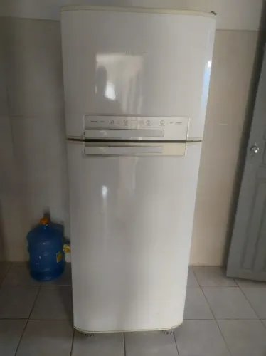 Geladeira duplex Electrolux Frost Free grande