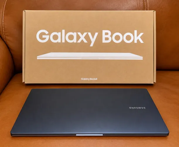 Notebook Samsung Galaxy Book4 Intel® U300, Windows 11 Home, 8GB de RAM e 256GB SSD