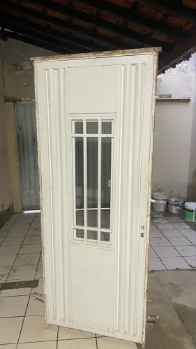 Porta de metal 90 x 215